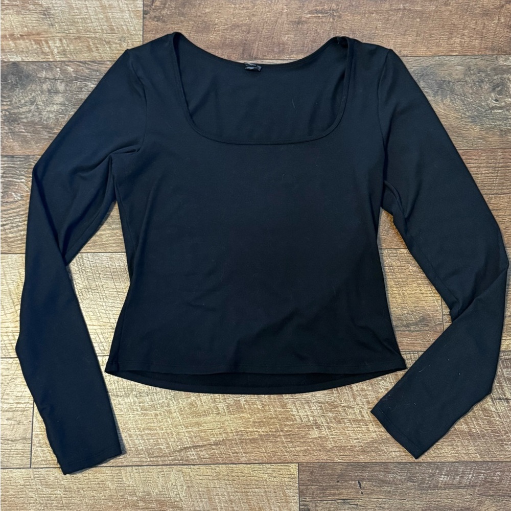 Zobha Classic Black Long Sleeve Top